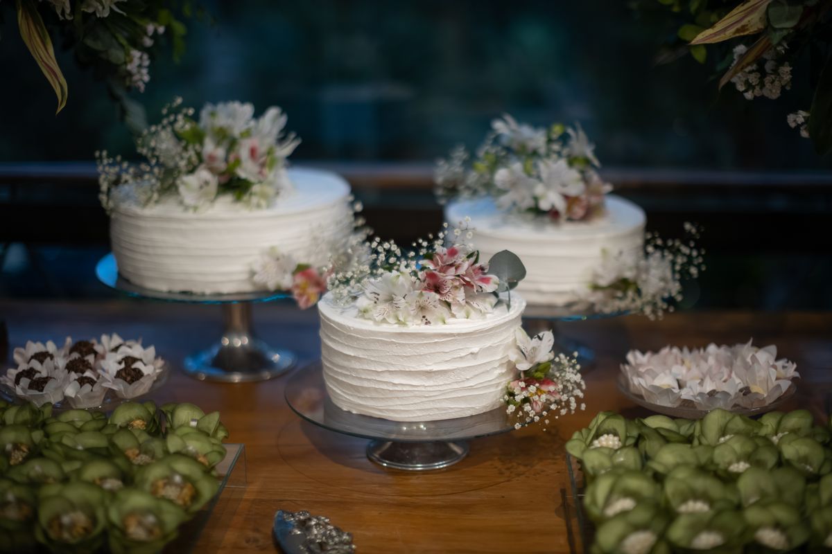 Celebration cake – illustrative photo